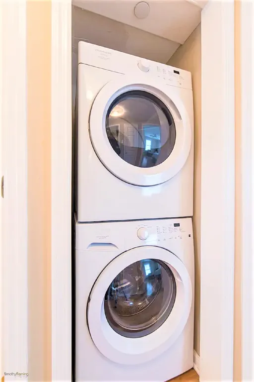 washer and dryer in condo