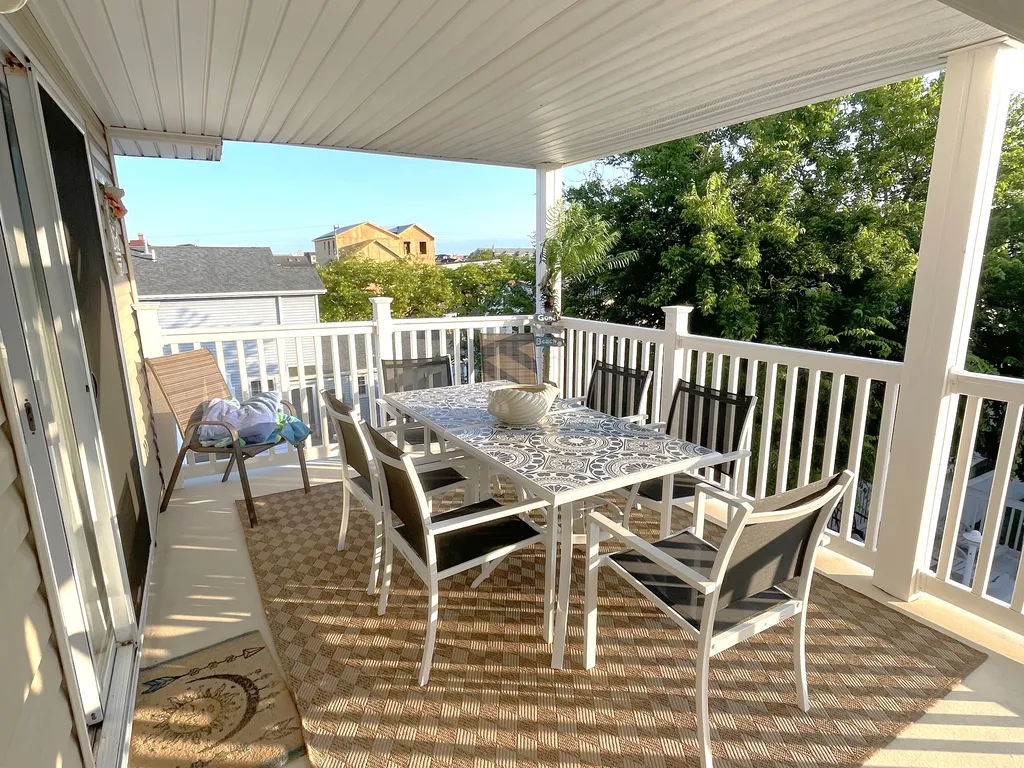 deck table and chairs
