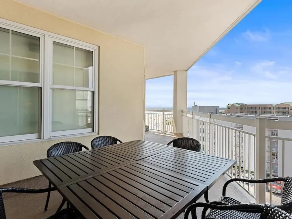 Covered Outdoor Dining Area