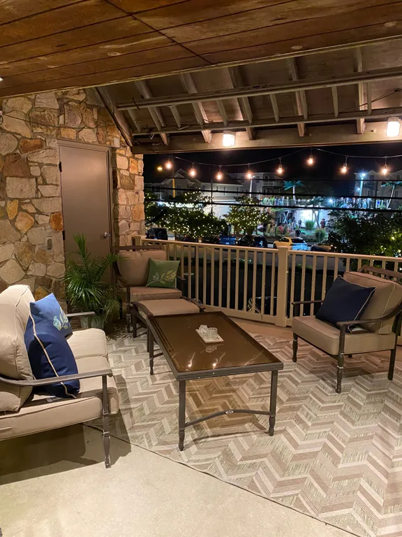 Shared Front Deck