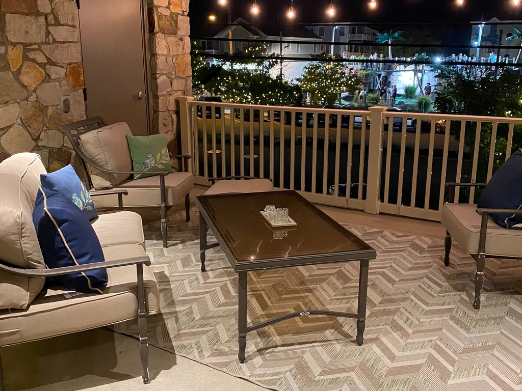 Shared Front Deck
