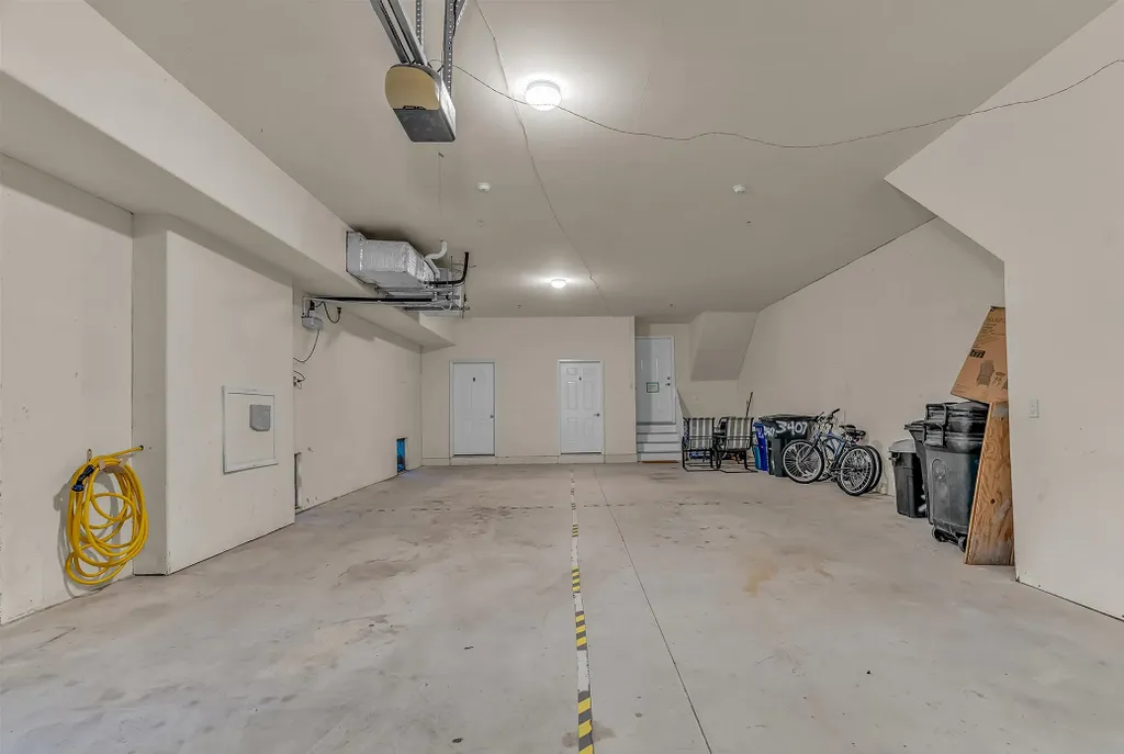 Garage and Foyer Entry