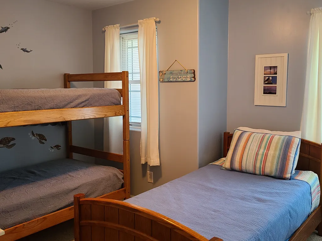 Guest Bedroom #2