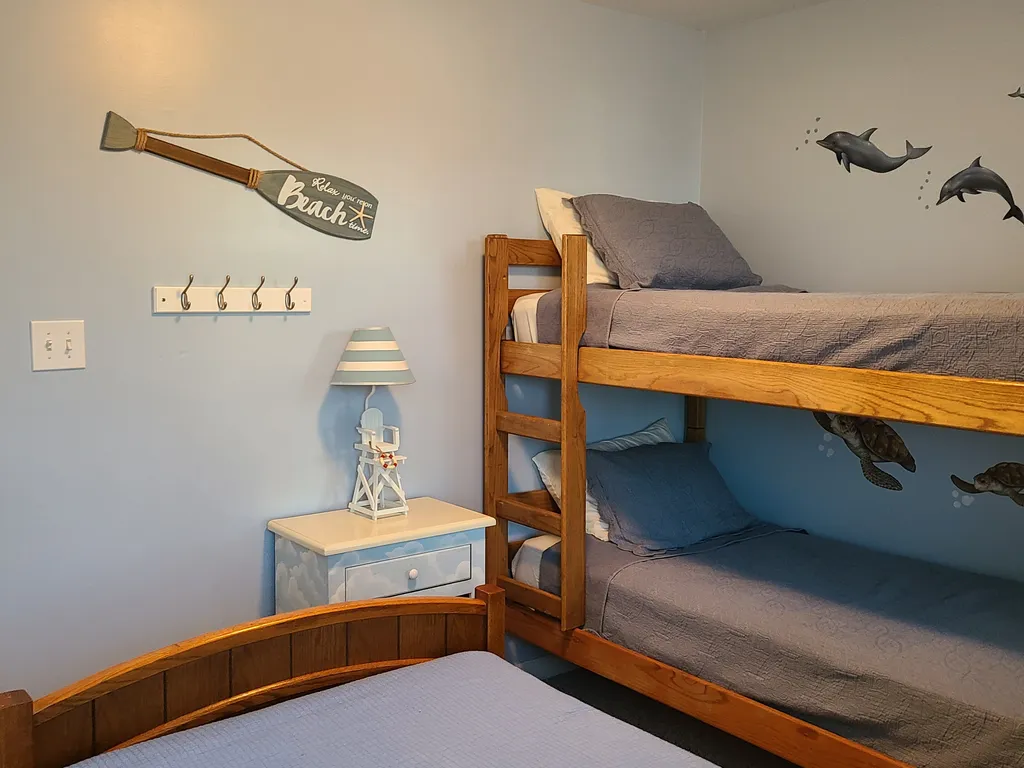 Guest Bedroom #2