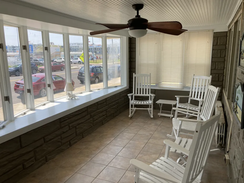 Enclosed Front Porch