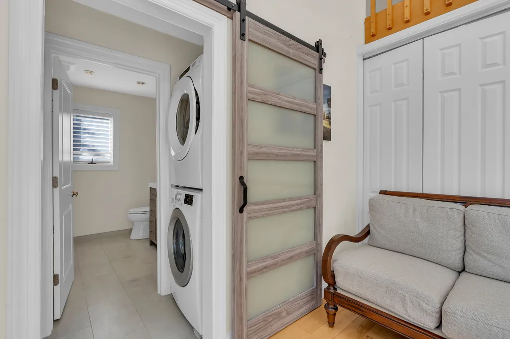 Queen Sized Murphy Bed, Washer and Dryer
