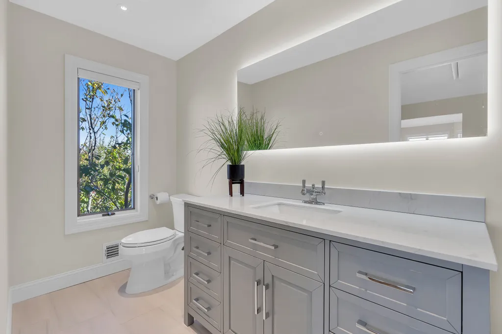 Powder Room, recently renovated