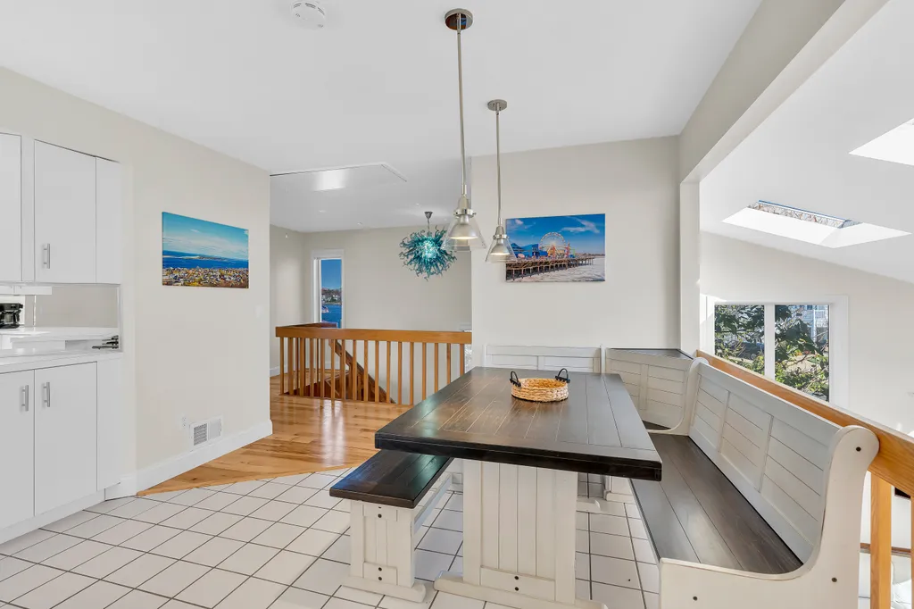 Breakfast Nook