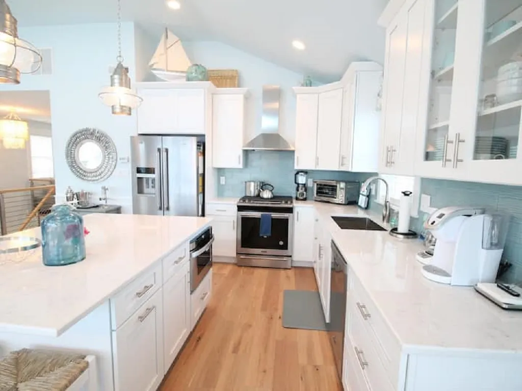 Fully appointed kitchen 