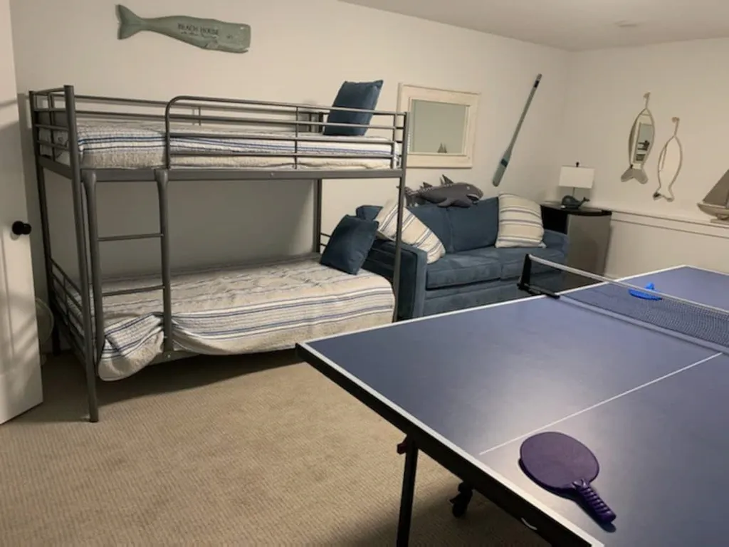 6th bedroom and Game Room!