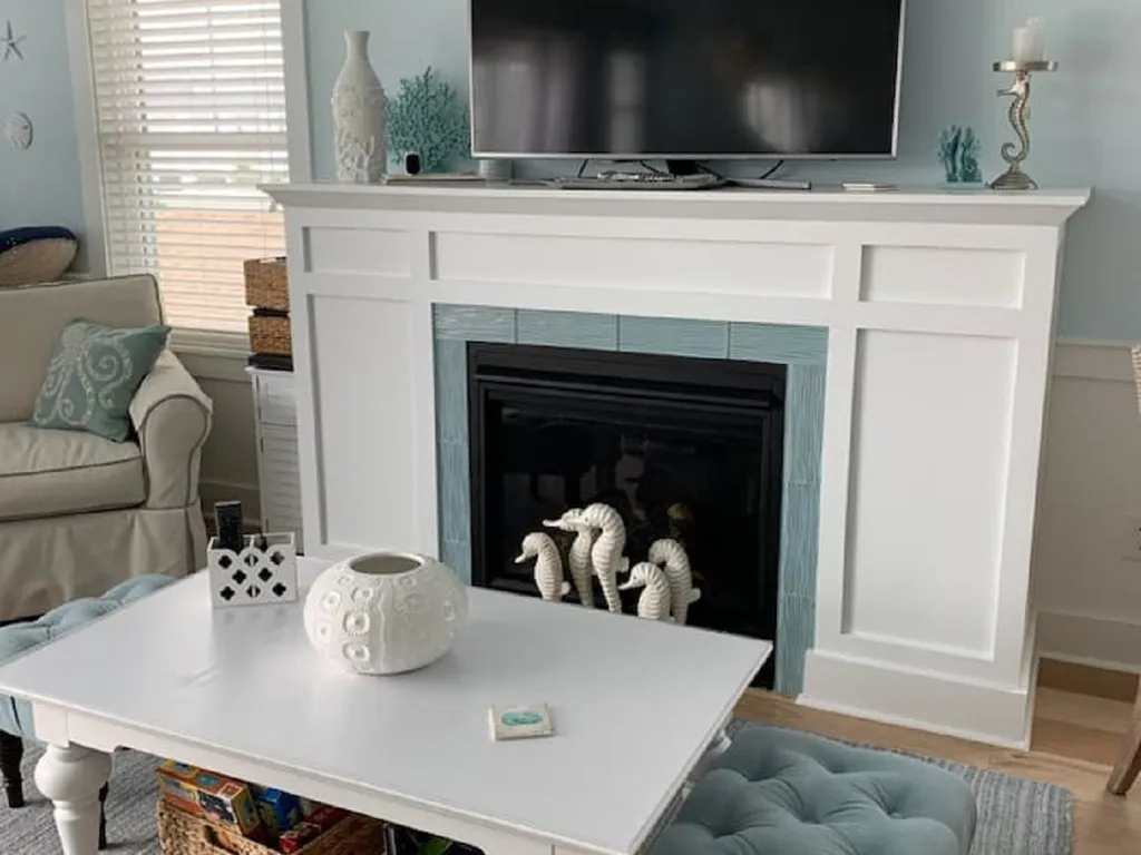 Gorgeous gas fireplace!