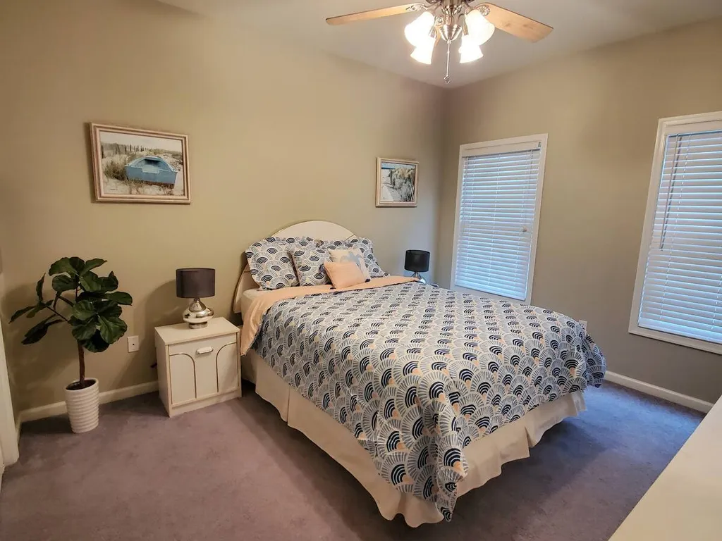 Middle bedroom #3