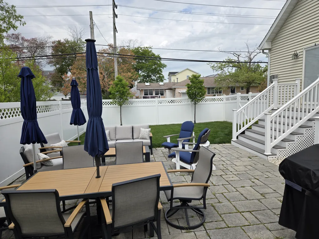 Sitting Area