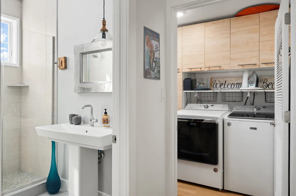 Laundry room 