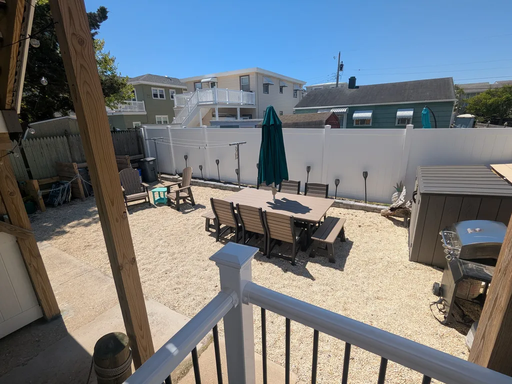 Backyard, Grill, Laundry Line, Beach storage