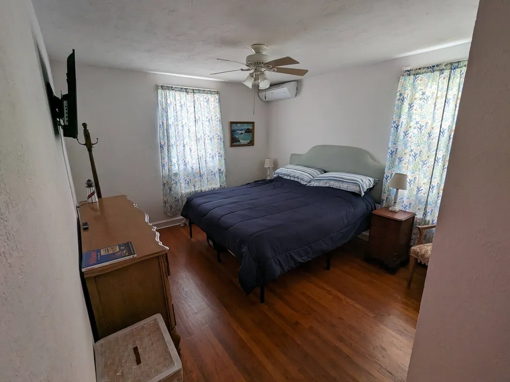 Bedroom1-King