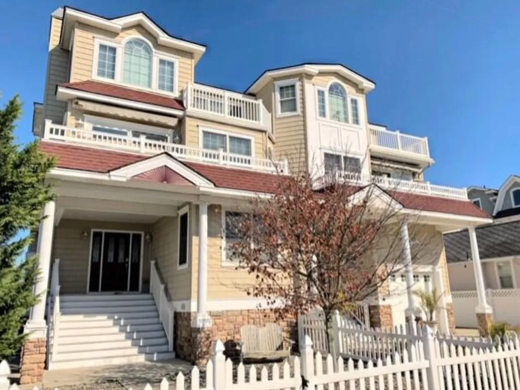 35 52nd West