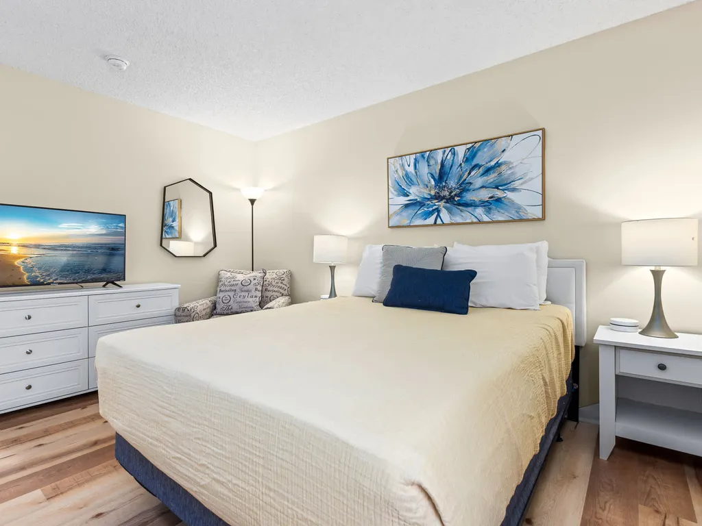 Queen bed