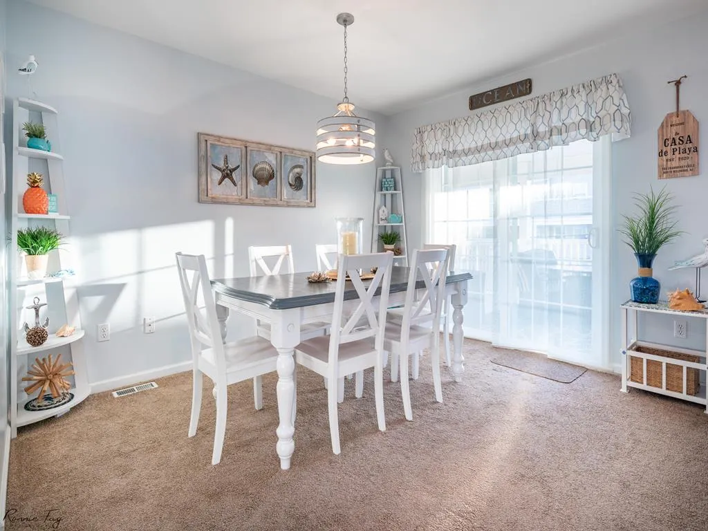 Dinning table