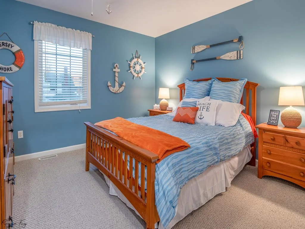 Second bedroom