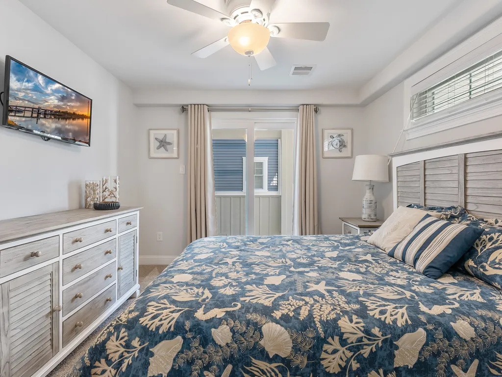3rd Bedroom with Patio Access