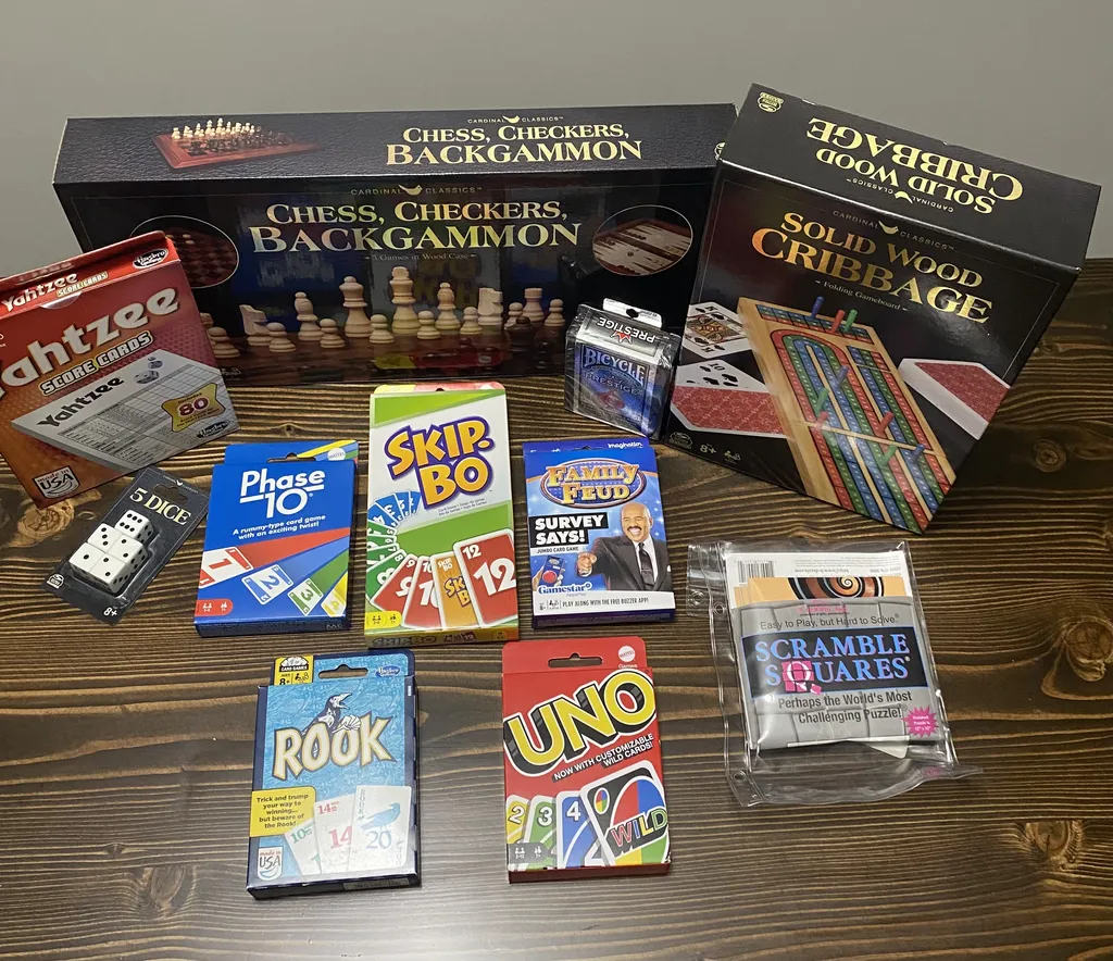 Games / cards games for adults.