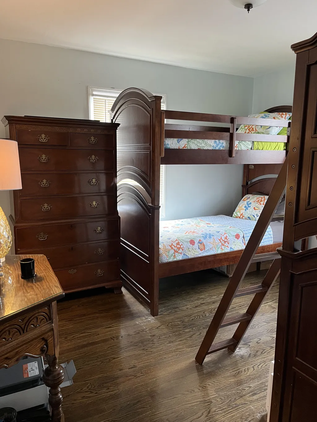 Bedroom #4, 2 bunks T/T