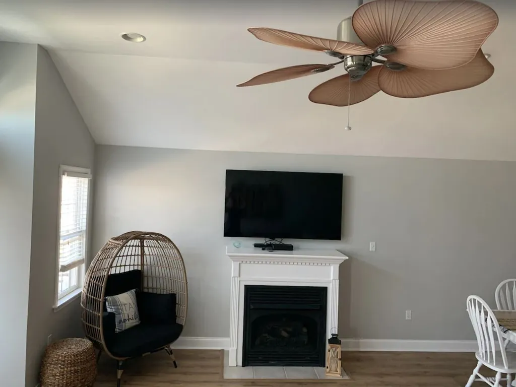 Living Room 5