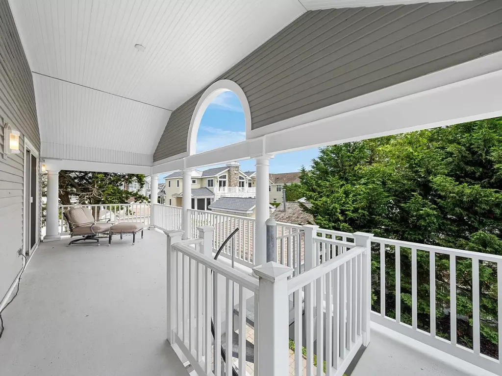 second floor back deck