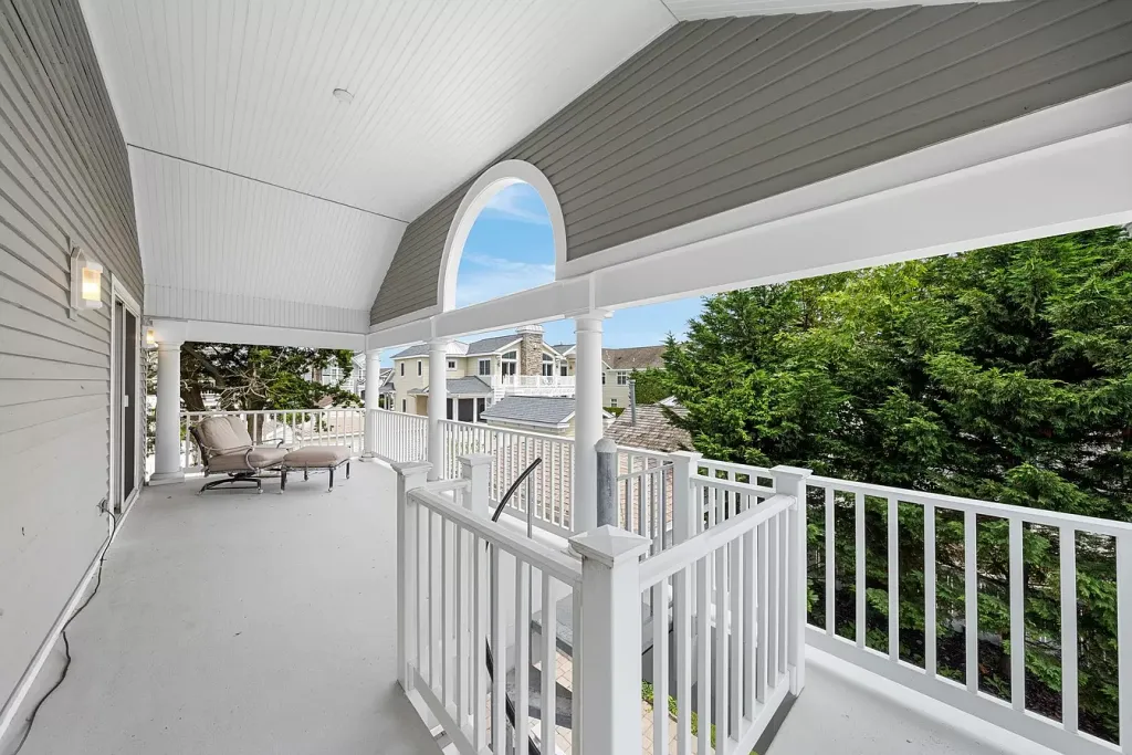 second floor back deck