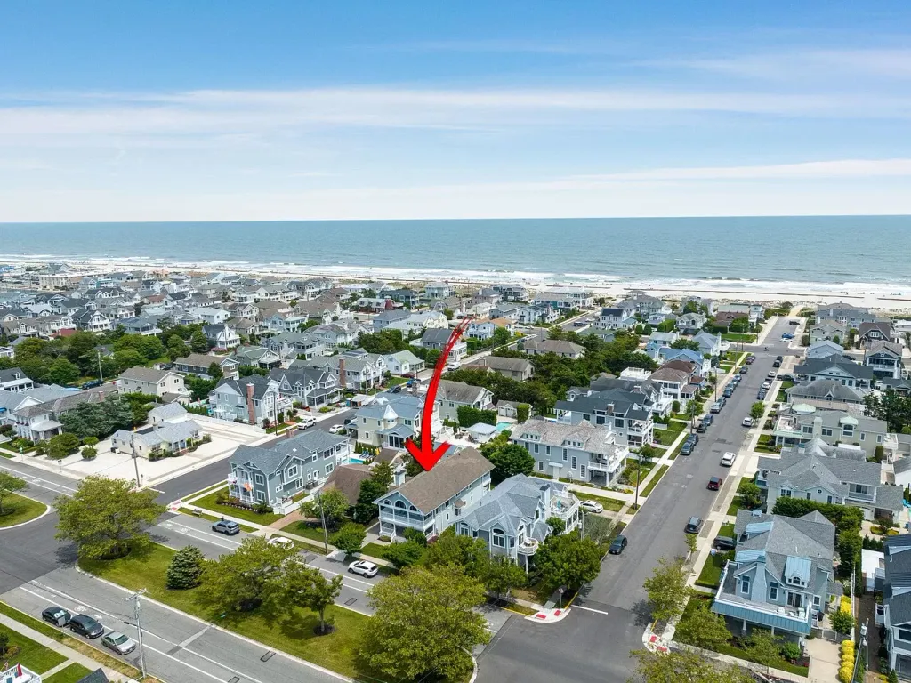 aerial view 1 block to beach