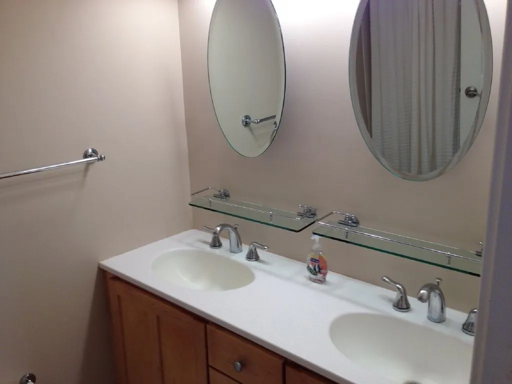 Master Bedroom Bath