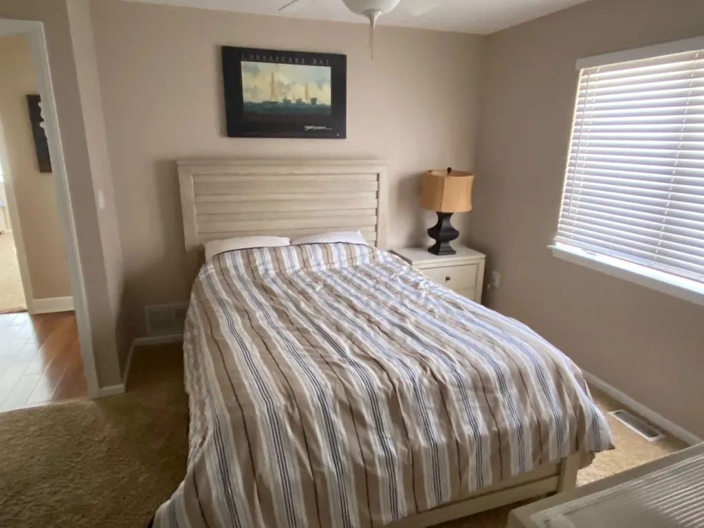 Master Bedroom # 1 - Queen Bed