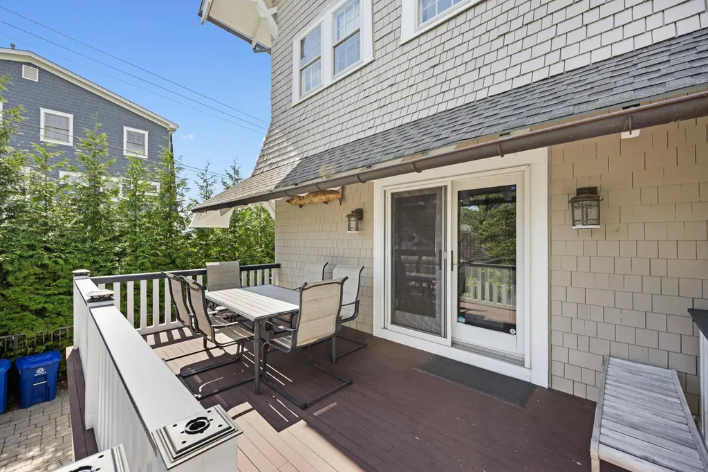 Rear Deck