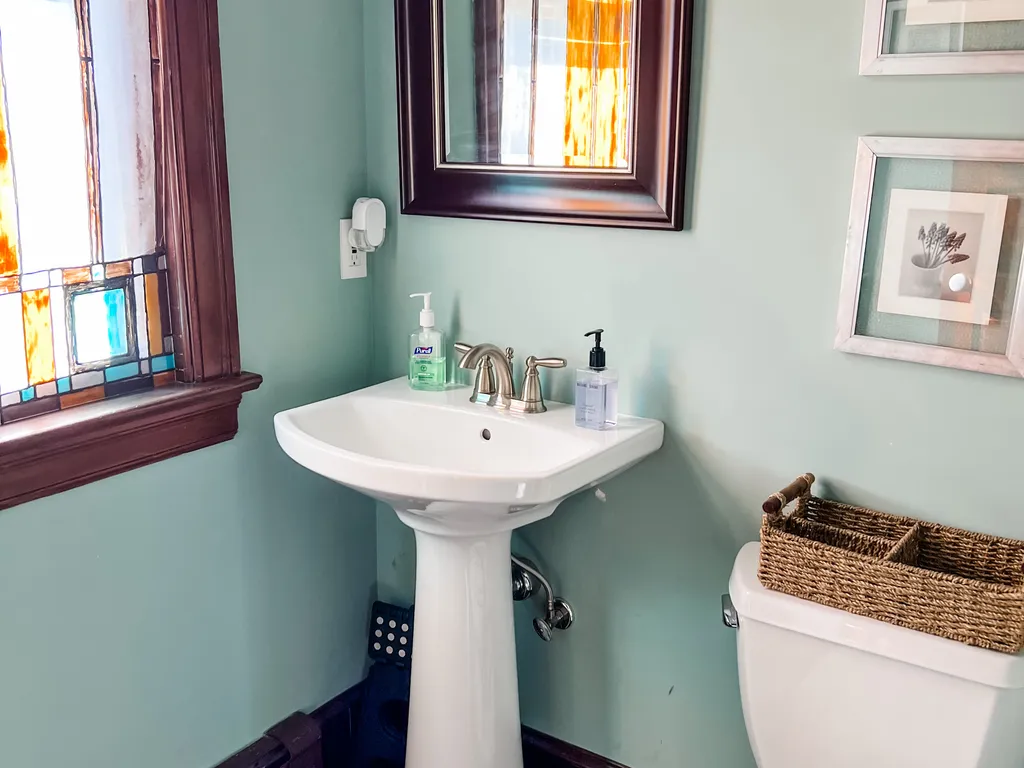 Powder Room (Main Floor)