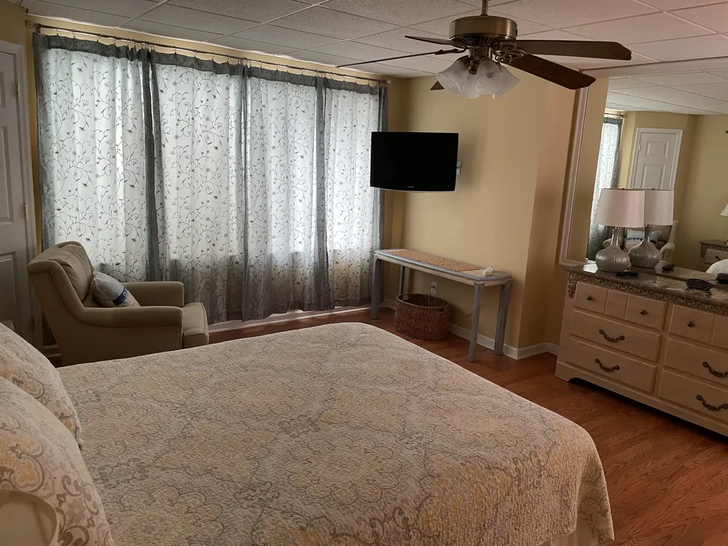 Bedroom #1