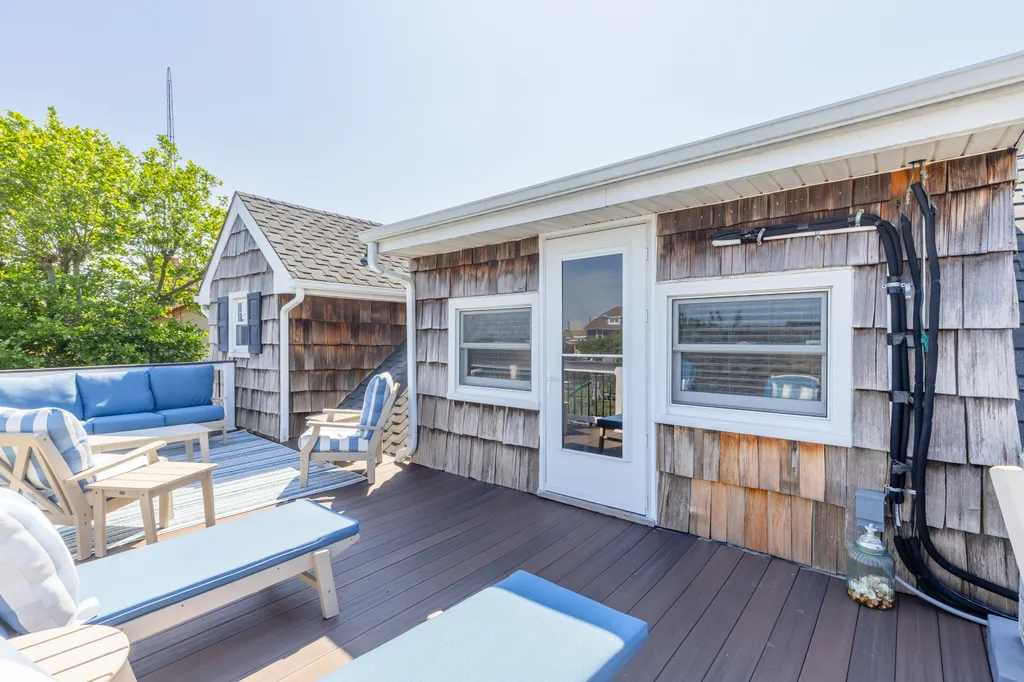 sun deck 2nd floor