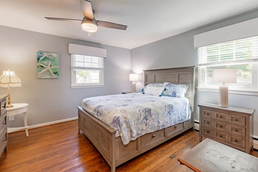 1st floor bedroom 