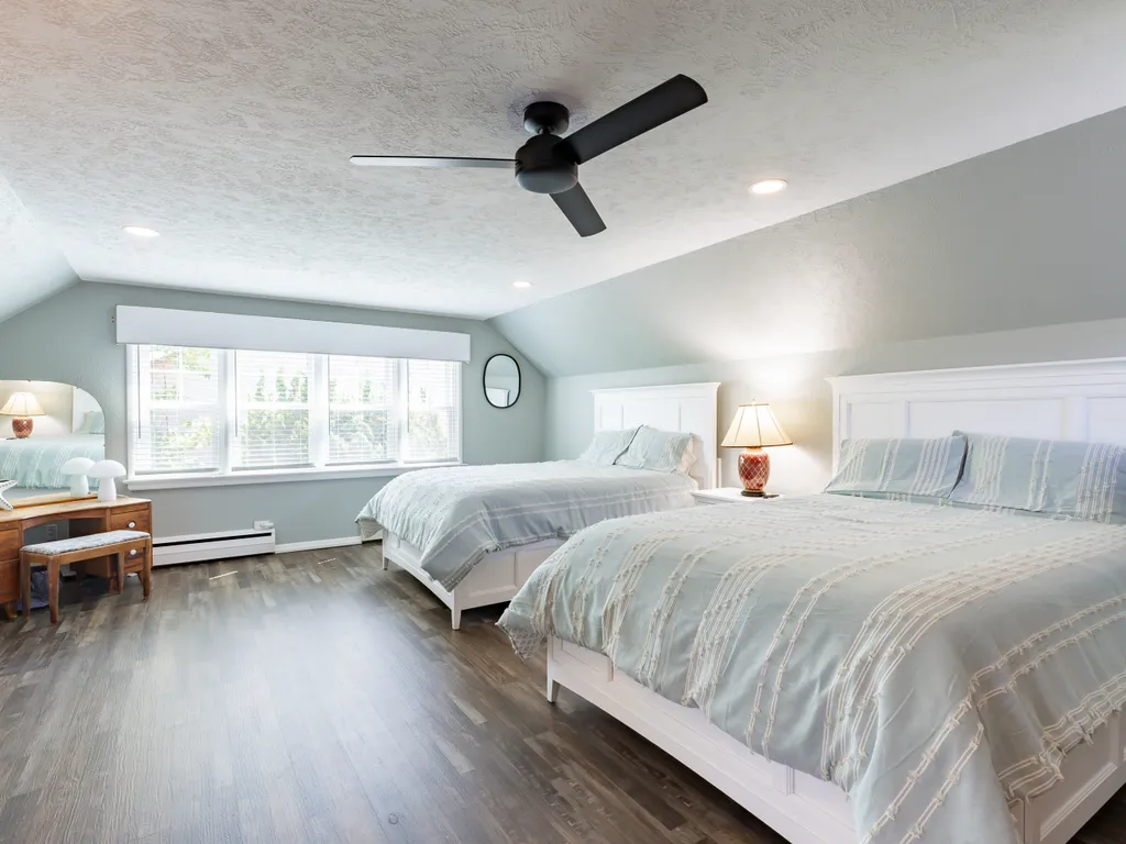 2nd floor bedroom 2