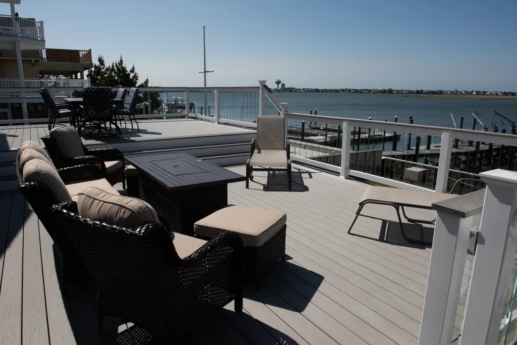 Deck w/Bay Views