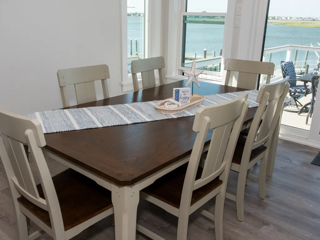 Dining Room w/Bay Views