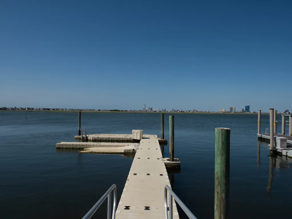 Floating Dock