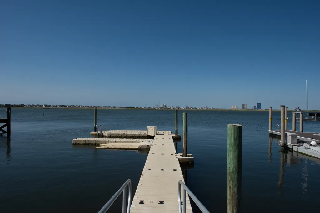 Floating Dock