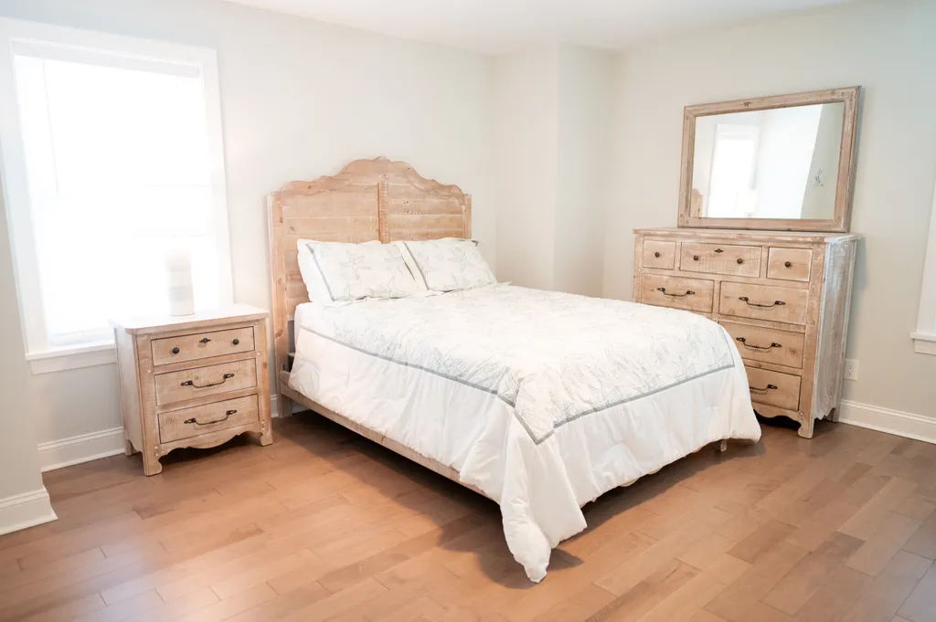 1st bedroom