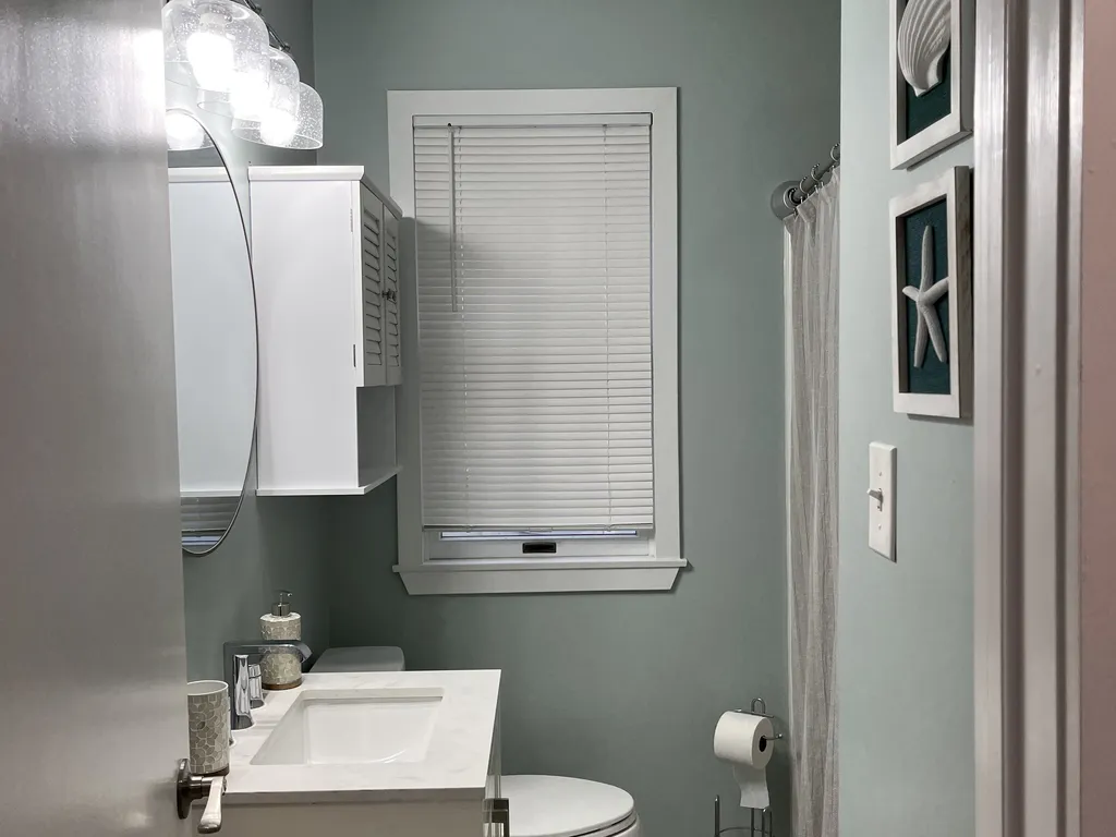 Hall Bathroom