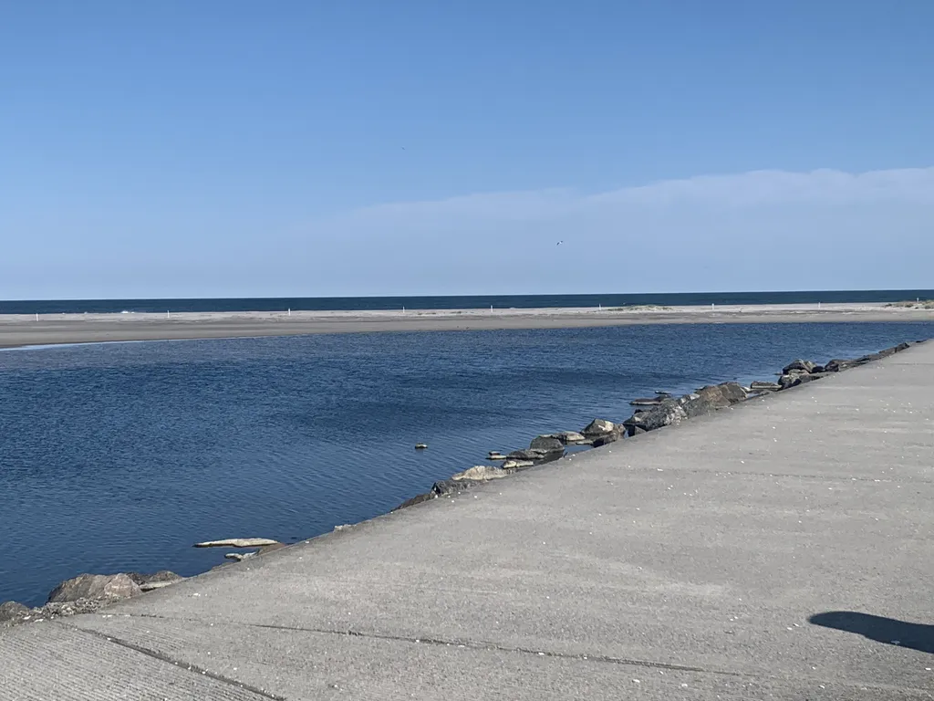 Walk the Seawall 