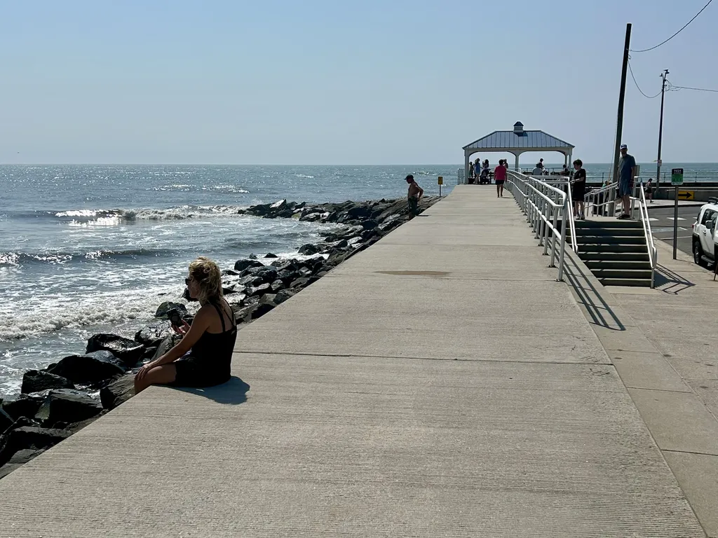 Seawall is directly across the street. 