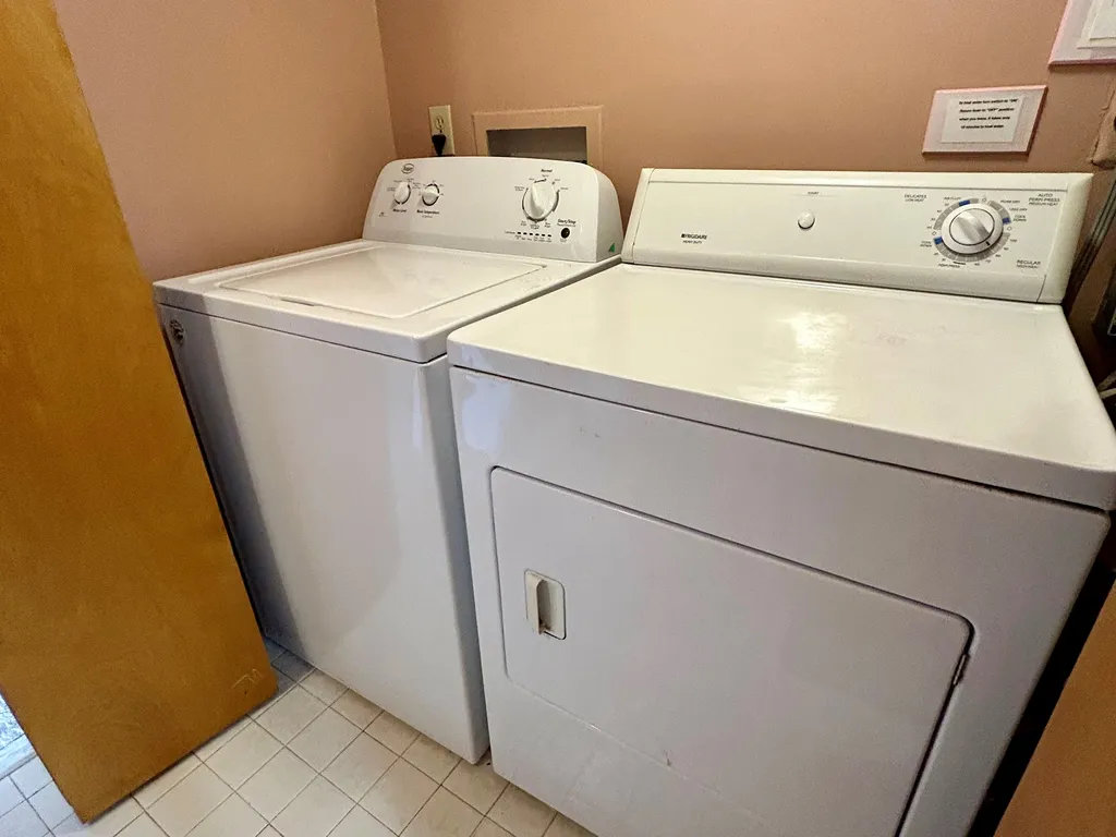 Full sized laundry 