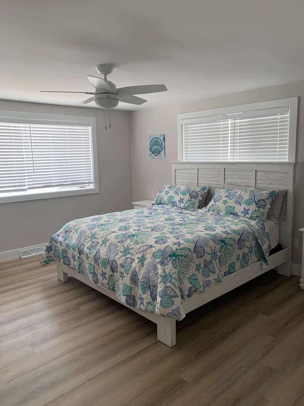 First Floor Master Suite - King Bed