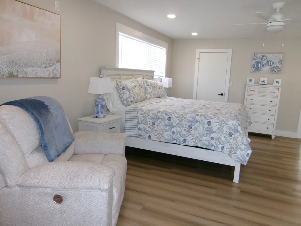 Second Floor Master Suite
